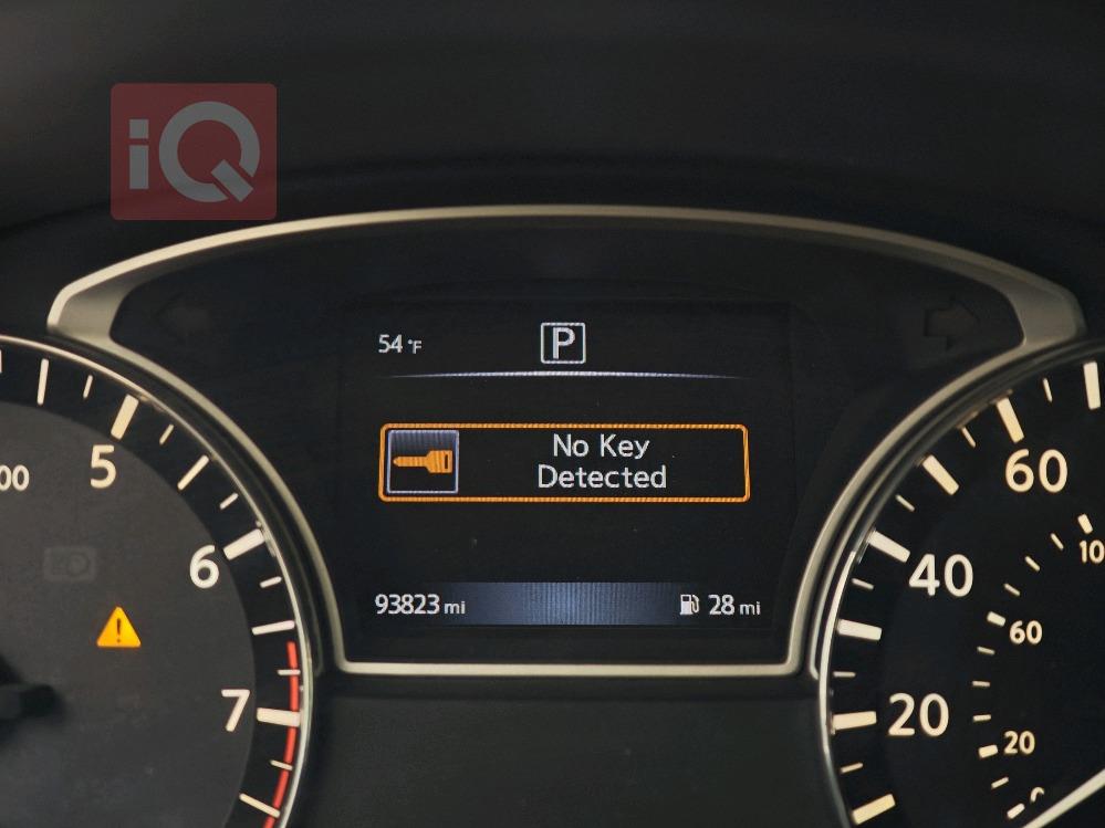 نيسان ألتيما